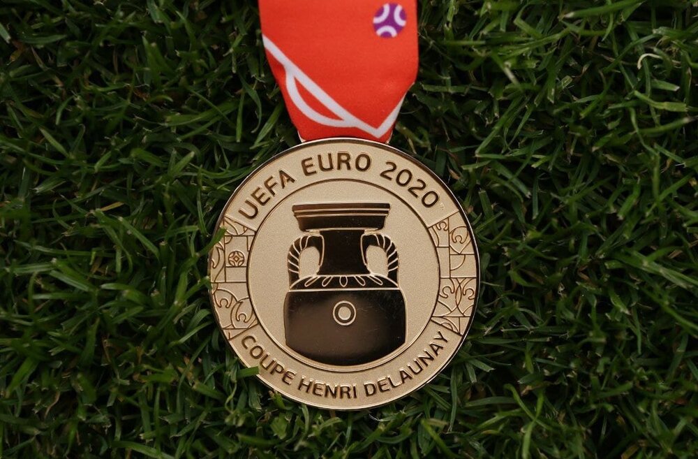 رونمایی از مدال قهرمان یورو 2020/عکس