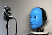 ببینید | رباتی که  قادر به تقلید از حالات چهره انسان است