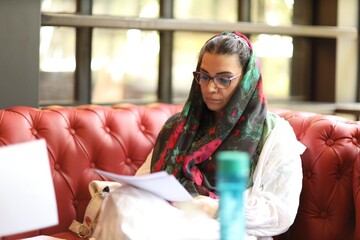 الهام پاوه‌نژاد: شرایط کنونی را مانند حضور در جبهه جنگ می‌دانم