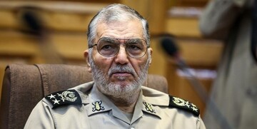 مشاور نظامی رهبر انقلاب عزادار شد
