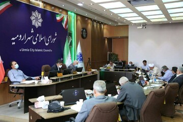 تلاش اعضای شورا برای استیضاح شهردار ارومیه به حد نصاب نرسید