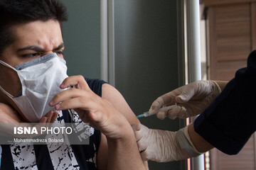 کاهش چشمگیر مرگ و میر ایرانیانی که واکسن کرونا زده‌اند