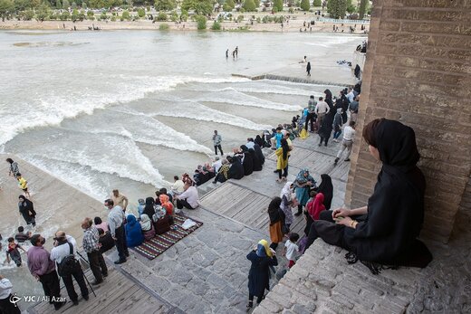 حال خوش با «زنده رود»