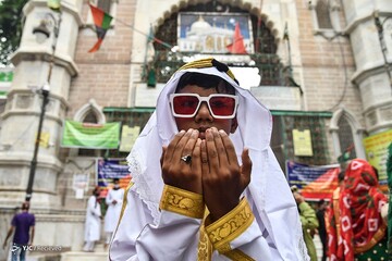 اقامه نماز عید قربان در سراسر جهان