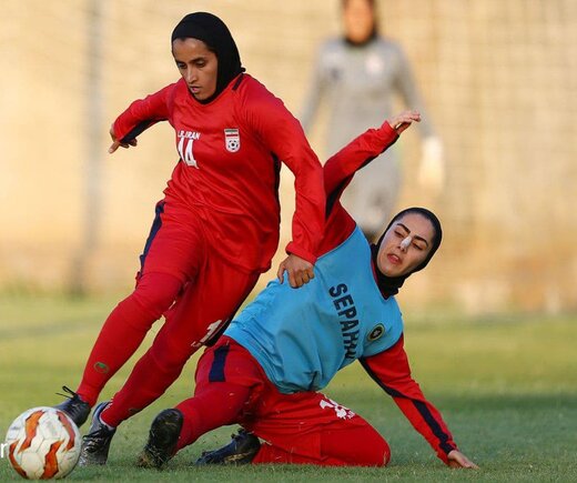 پیراهن سپاهان بر تن بازیکنان تیم ملی!/عکس