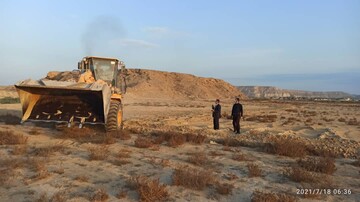 رفع تصرف ۱۳۰.۶هزار مترمربع اراضی خالصه دولتی به ارزش ۱۳۰.۶میلیارد ریال در روستای ریگو قشم 