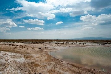 امکان آبگیری تالاب صالحیه وجود ندارد