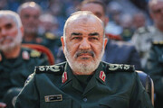 روحیات سرلشکر فیروزآبادی از زبان فرمانده  کل سپاه/ او نقش برجسته‌ای در توسعه قدرت دفاعی داشت