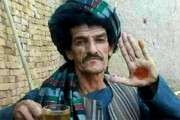ببینید | لحظه بازداشت کمدین افغان توسط طالبان؛ خنده‌ای که تیرباران شد!
