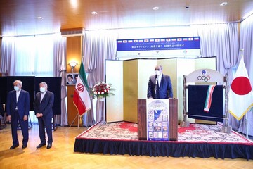 تصاویر| تابلو فرش دستباف المپیک توکیو رونمایی شد/ اهدای یک تخته فرش به IOC