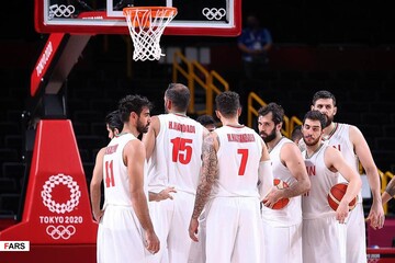 جدال با خروس‌ها در ایستگاه پایانی المپیک توکیو