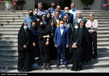 در حاشیه آخرین نشست هیئت دولت دوازدهم