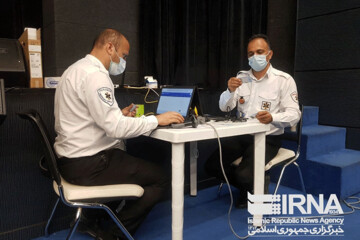 تصاویر | واکسیناسیون اصحاب رسانه در سالن شماره ۸ باغ کتاب تهران