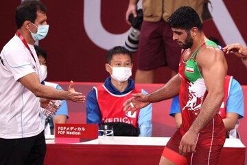ساروی، فرنگی کار الجزایری را از نفس انداخت