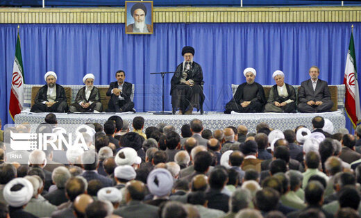 نگاهی به دوازده دوره مراسم تنفیذ رئیسان جمهوری اسلامی ایران