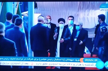ابراهیم رئیسی برای مراسم تحلیف به مجلس آمد /قالیباف به استقبال رفت +عکس