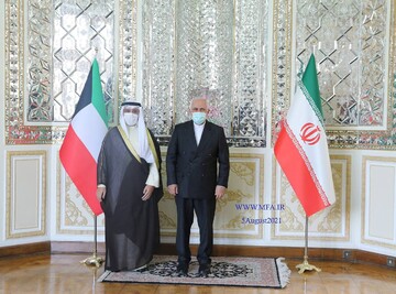 وزیرخارجه کویت با ظریف دیدار کرد