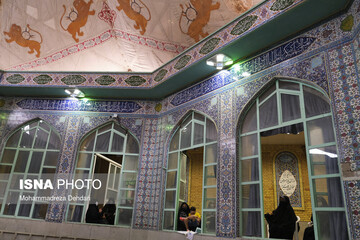 آیین سنتی برپایی خیمه‌های عاشورایی زرقان