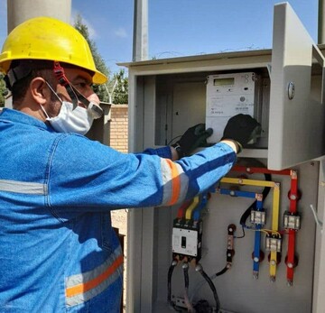 نصب ۱۵۶ کنتور هوشمند برق در شهرستان دامغان