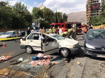 | واژگونی مرگبار پراید حامل گوشت بعد از تصادف با پژو ۲۰۶