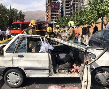 | واژگونی مرگبار پراید حامل گوشت بعد از تصادف با پژو ۲۰۶