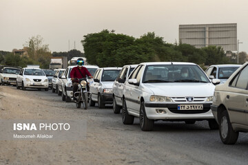 ترافیک اتوبان کرج - قزوین پس از اعلام تعطیلات چند روزه!