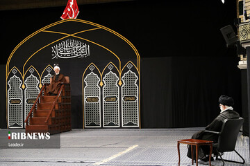 مراسم عزاداری شب هفتم ماه محرم الحرام در حسینیه امام خمینی (ره) با حضور رهبر انقلاب
