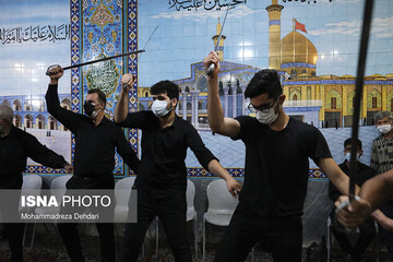 تصاویر | شمشیرگردانی شب عاشورا - شیراز