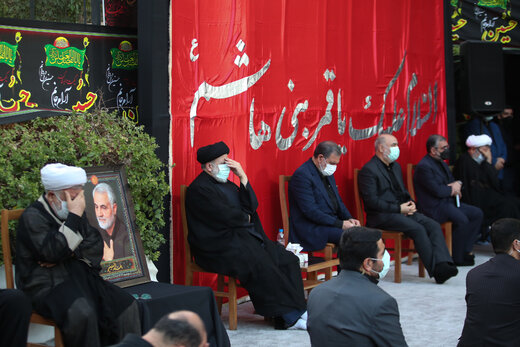 حضور آیت الله رئیسی در مراسم روز عاشورا در نهاد ریاست جمهوری