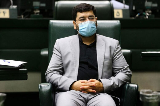 ببینید | شعر خوانی وزیر پیشنهادی آموزش و پرورش؛ منم که شهره شهرم…