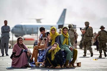 تلخ و شیرین در فرار از افغانستان