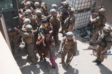 تلخ و شیرین در فرار از افغانستان