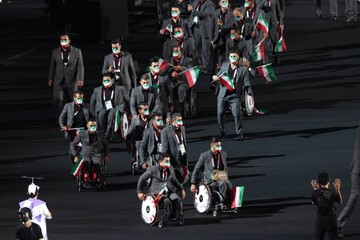 فریم به فریم تصاویری از رژه کاروان ایران در مراسم افتتاحیه پارالمپیک توکیو