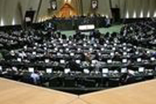 ببینید | اتهام جنجالی نماینده مجلس به وزیر پشنهادی نفت؛ ۳ آپارتمان نه، ۹ آپارتمان دارد