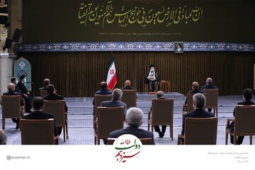 عکسی از اولین دیدار دولت سیزدهم با رهبر انقلاب