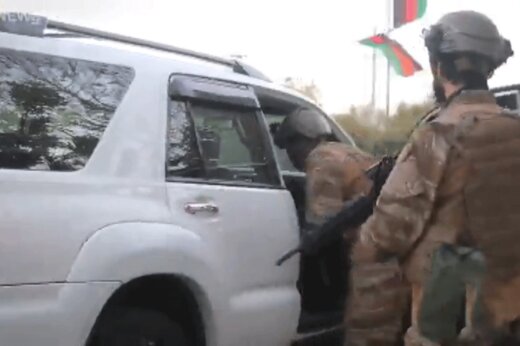 ببینید | تدابیر شدید امنیتی طالبان پس از انفجار فرودگاه کابل