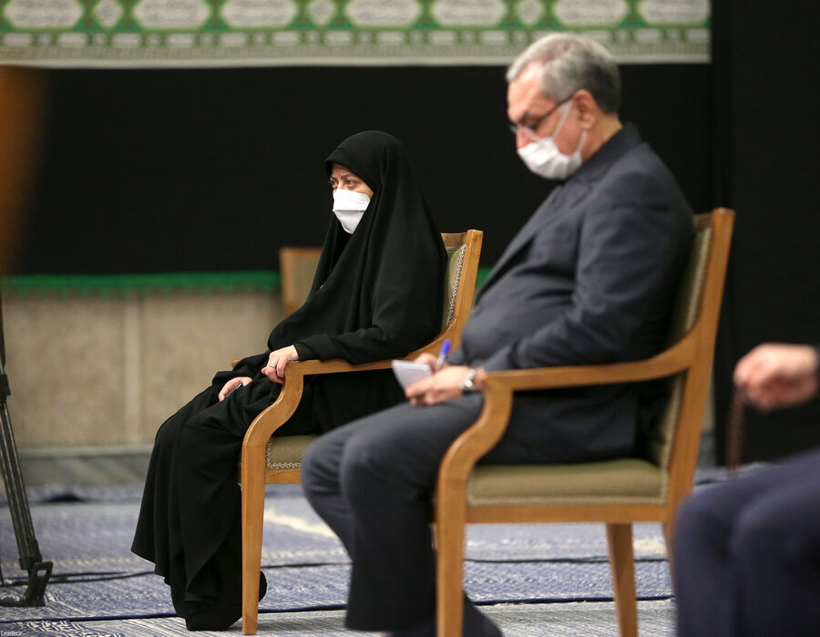 عکس | تنها زن حاضر در دیدار هیات دولت رئیسی با رهبر انقلاب کیست؟