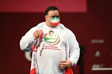 تصویر سیامند رحمان روی سکو پارالمپیک/عکس