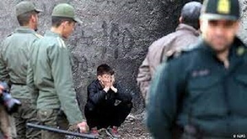 اجرای طرح پاکسازی مناطق جرم خیز و آلوده و دستگیری ۸ نفر معتاد متجاهر و ۳ نفر از محکومین متواری در" شهرکرد " 