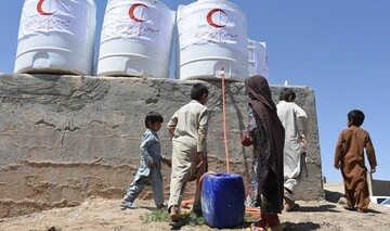 نذر آب هلال احمر یزد در سیستان و بلوچستان