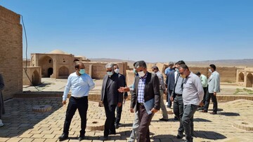 حریم اطراف کاروانسراهای تاریخی آزادسازی شود