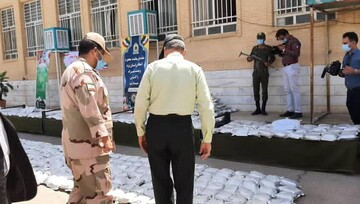 کشف بیش از یک تن مواد مخدر در اردکان