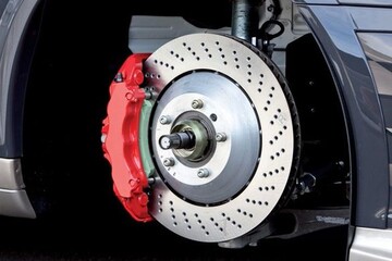 اینفوگرافیک | ۷ نشانه هشداردهنده خرابی ترمز خودرو