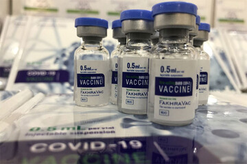 وزیر بهداشت: تا پایان شهریور ۵۰ میلیون دز واکسن تزریق خواهیم کرد