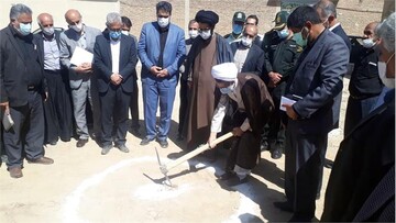 مجتمع مسکونی ۱۲ واحدی مددجویی در چهارمحال و بختیاری کلنگ‌زنی شد