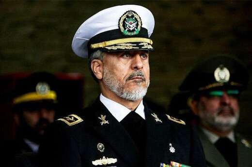 ببینید | نجات ۲۵ کشتی خارجی از دستان دزدان دریایی توسط ارتش ایران