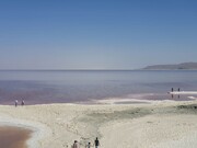 کاهش حجم آب در دریاچه ارومیه