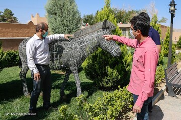 فریم به فریم، گشتی در باغ موزه فلزی ایران