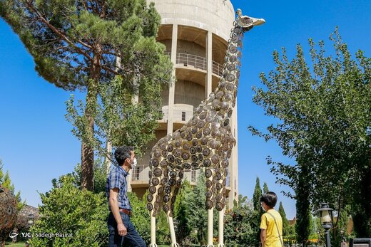 فریم به فریم، گشتی در باغ موزه فلزی ایران