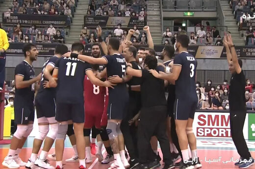 ببینید | شادی بازیکنان و کادر فنی تیم ملی والیبال ایران پس از قهرمانی در آسیا